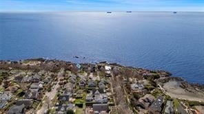 1636 Hollywood Cres