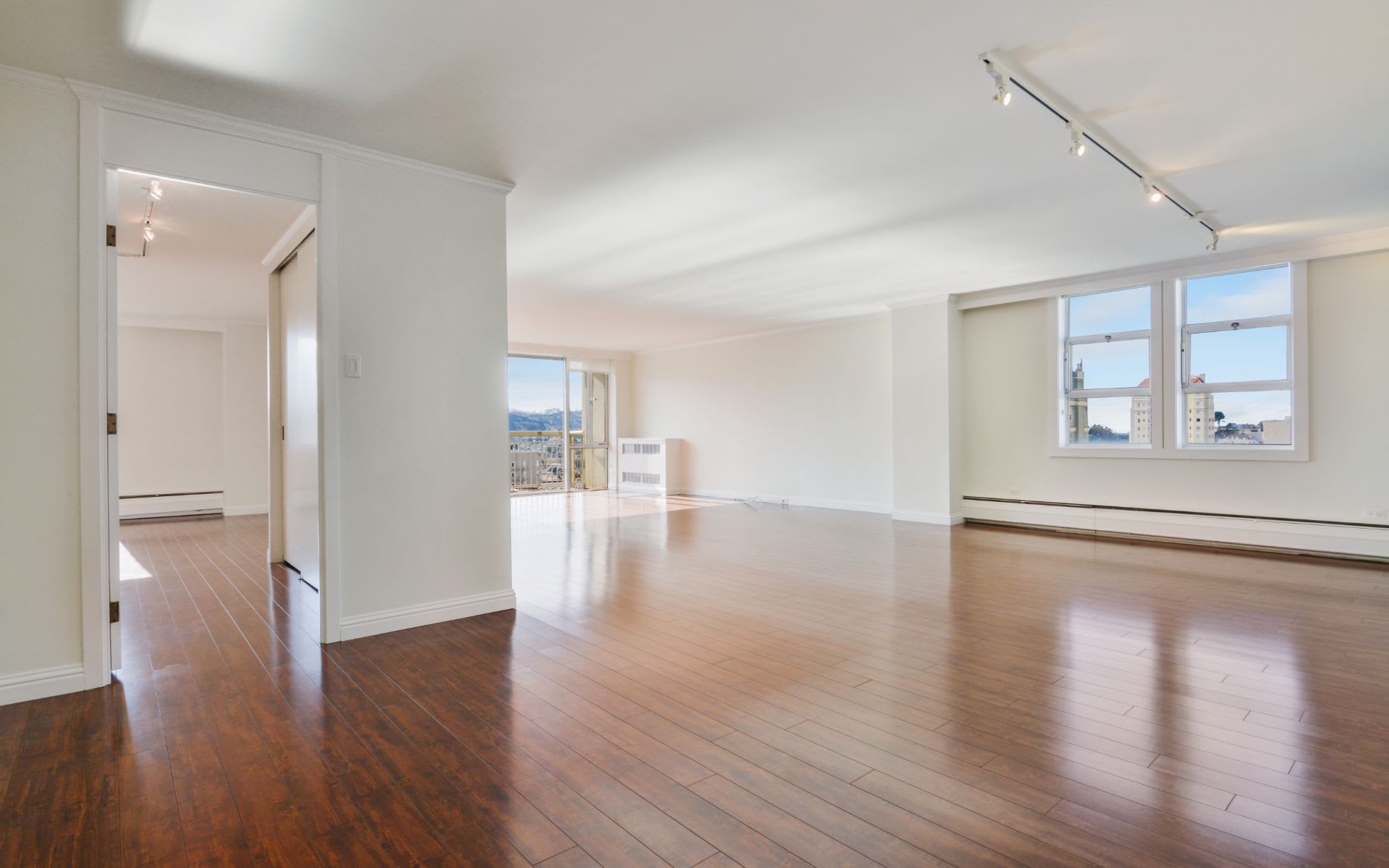 2200 Pacific Ave #10F