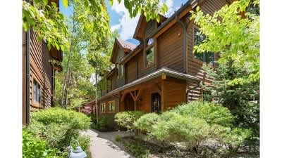 Beautiful Townhome in the Heart of Aspen 