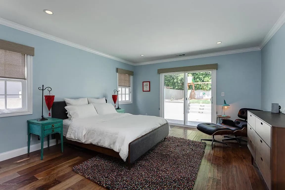 1907 La Fremontia St