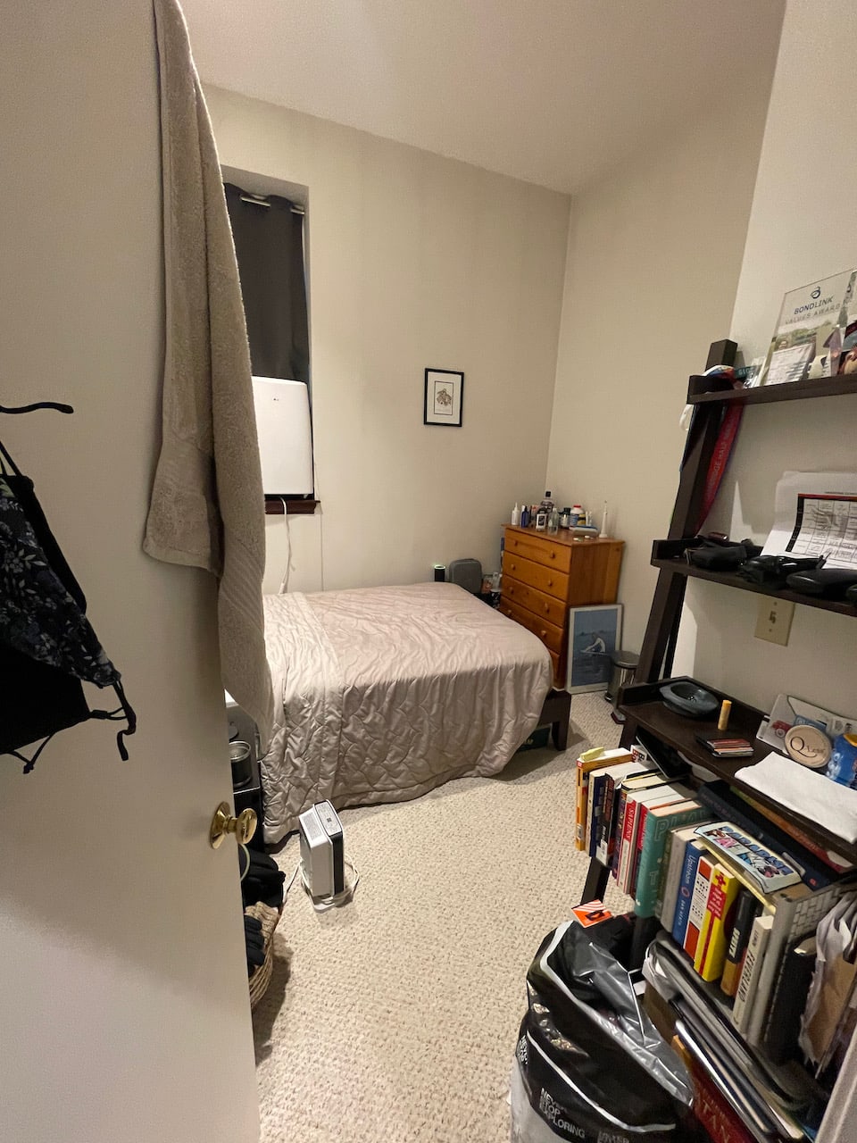 Back Bay / South End Border - 2 bed 1 bath w/ common laundry & common roof deck! 