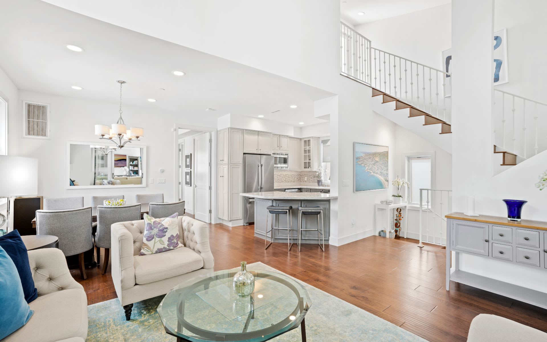 422 Heliotrope Avenue Unit: B