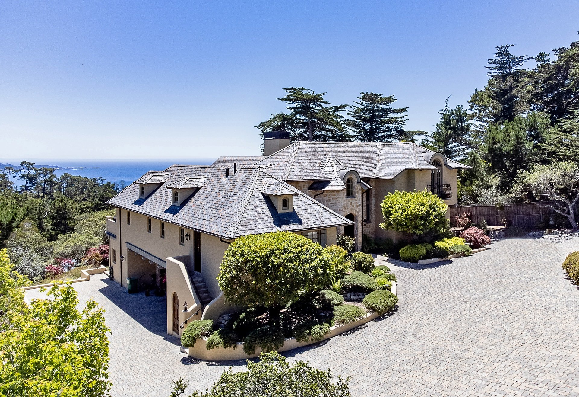 Carmel Charm With Pebble Beach Scale - 1606 Sonado Road