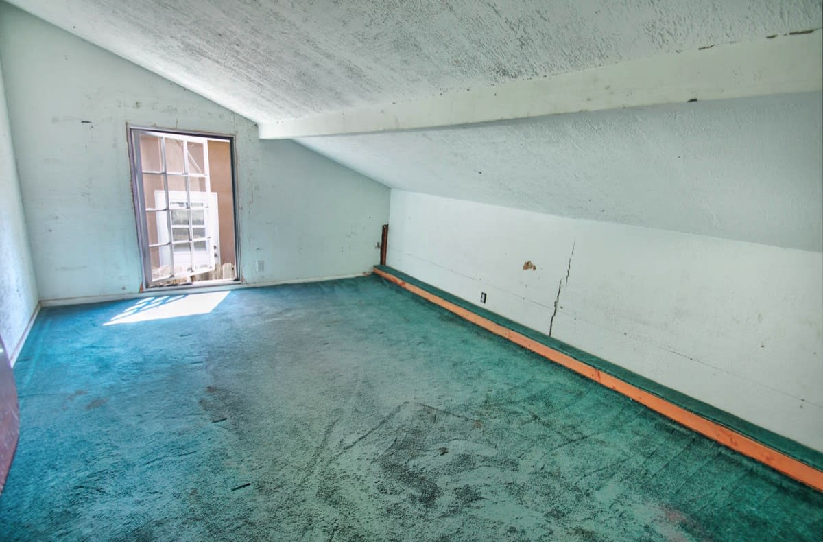 11657 Sunshine Studio City Hills, CA