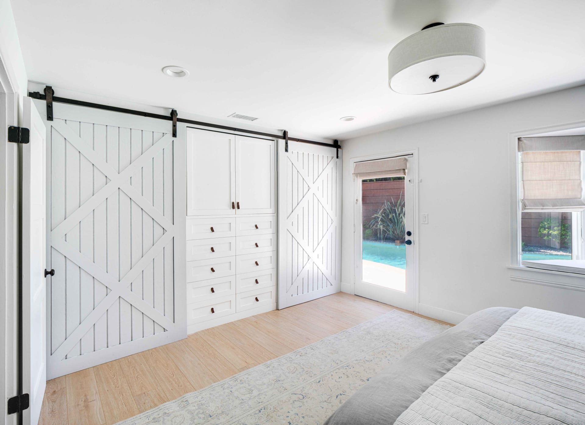 389 Mira Loma Pl