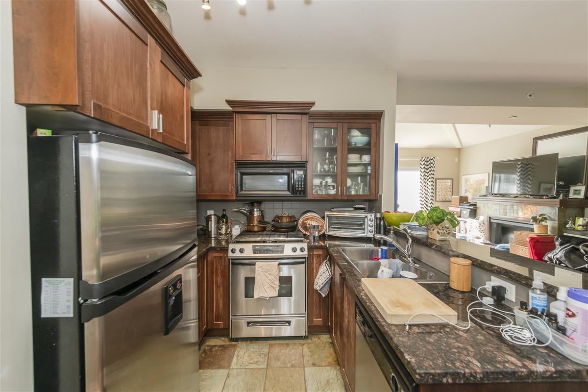 168-7388 Macpherson Ave