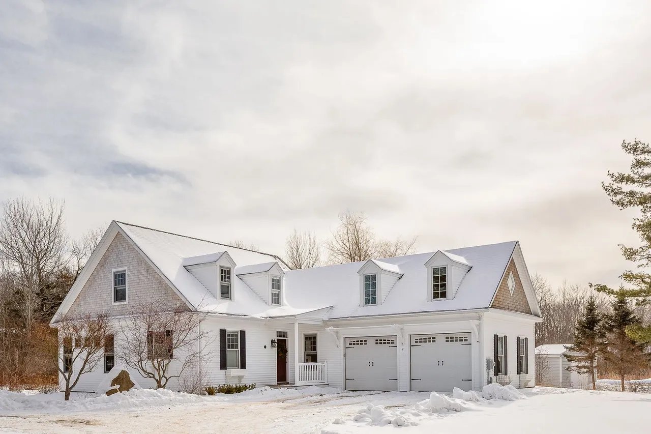 Home for Sale – 23 Clam Cove Drive, Rockport, ME – $595,000
