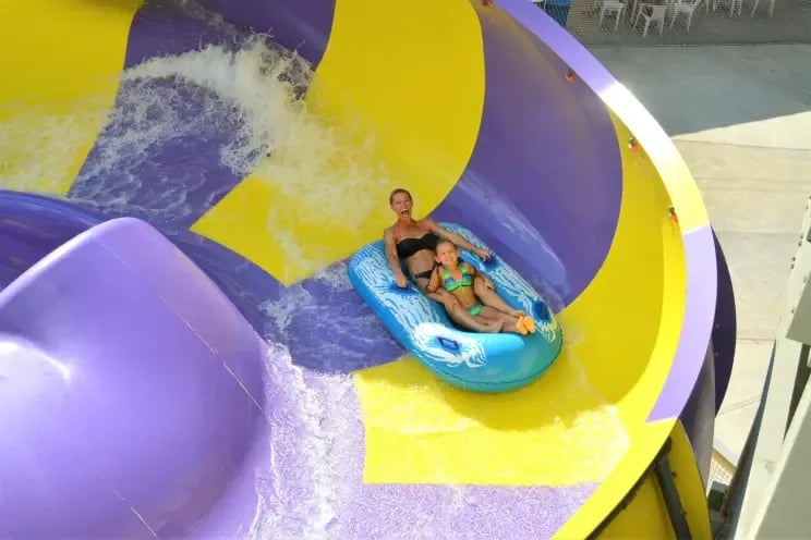 Celebrate Summer at These 5 Connecticut Water Parks!