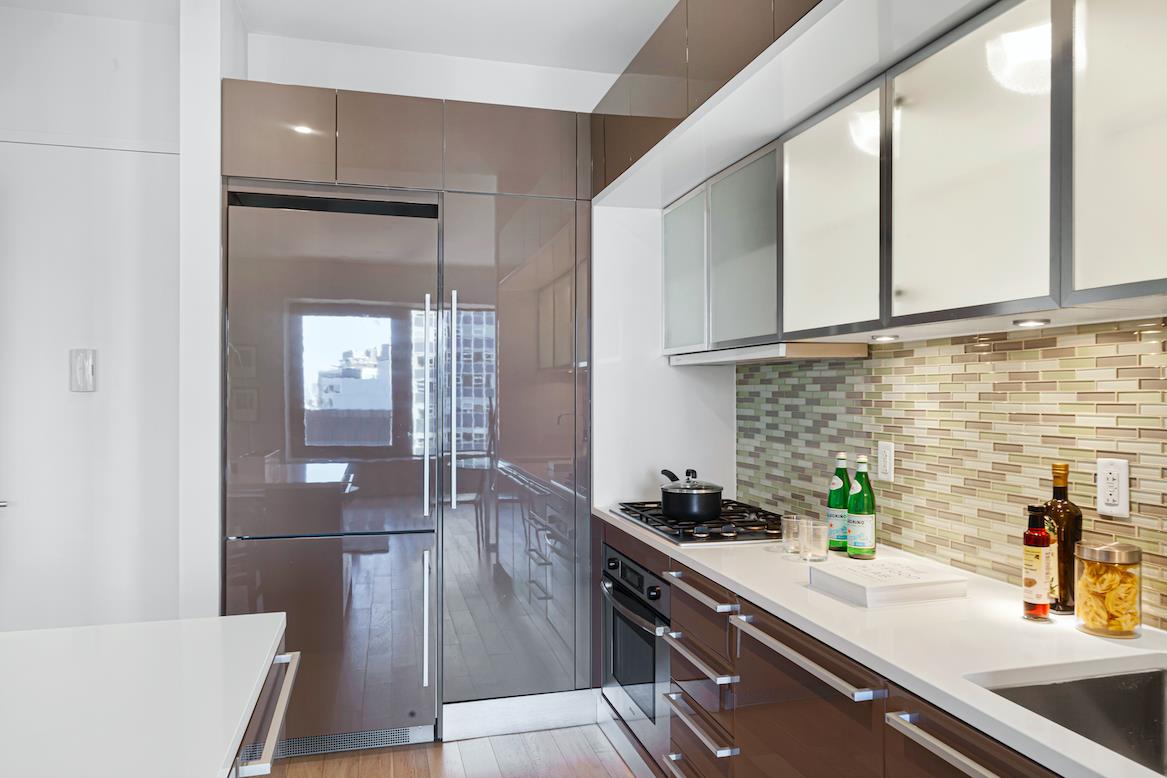 75 Wall Street, Apt 32-N
