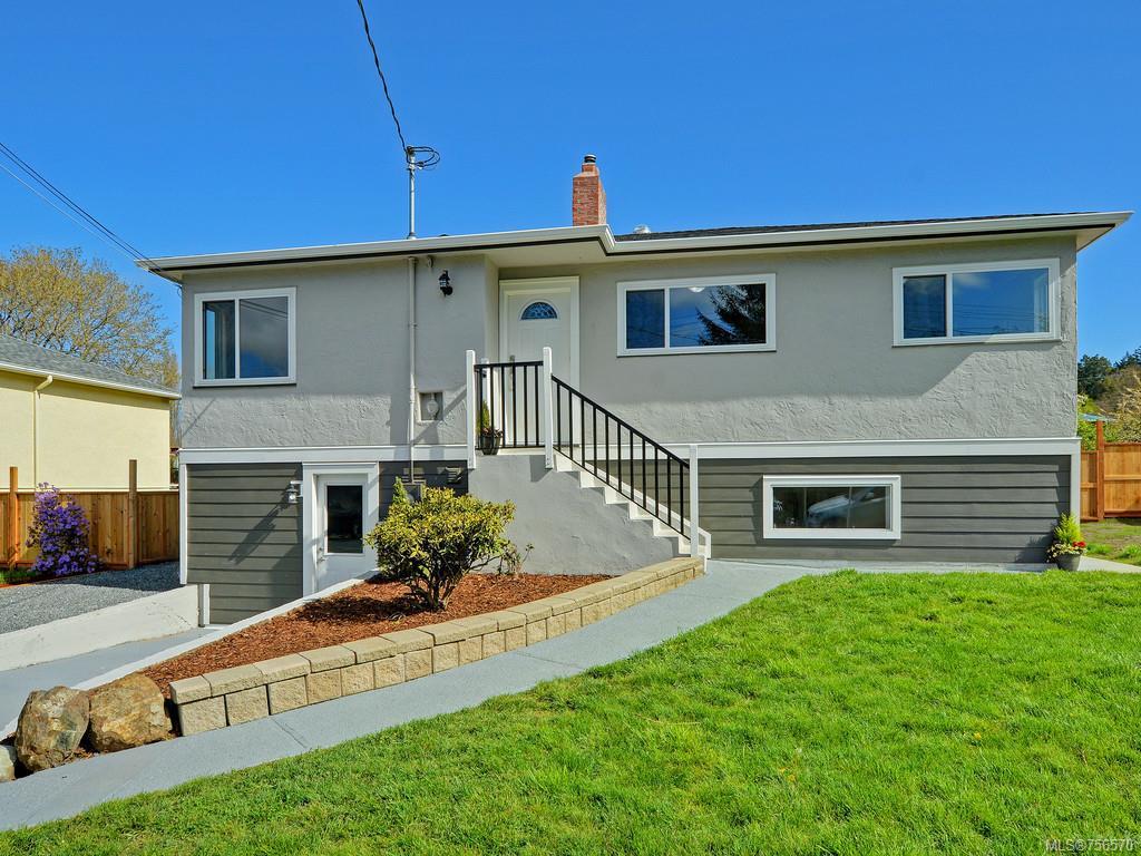 1212 Pearce Cres