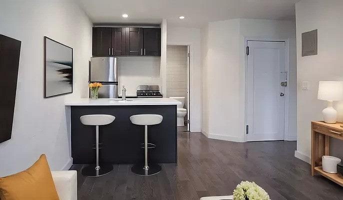 337 East 22nd Street, Apt 8
