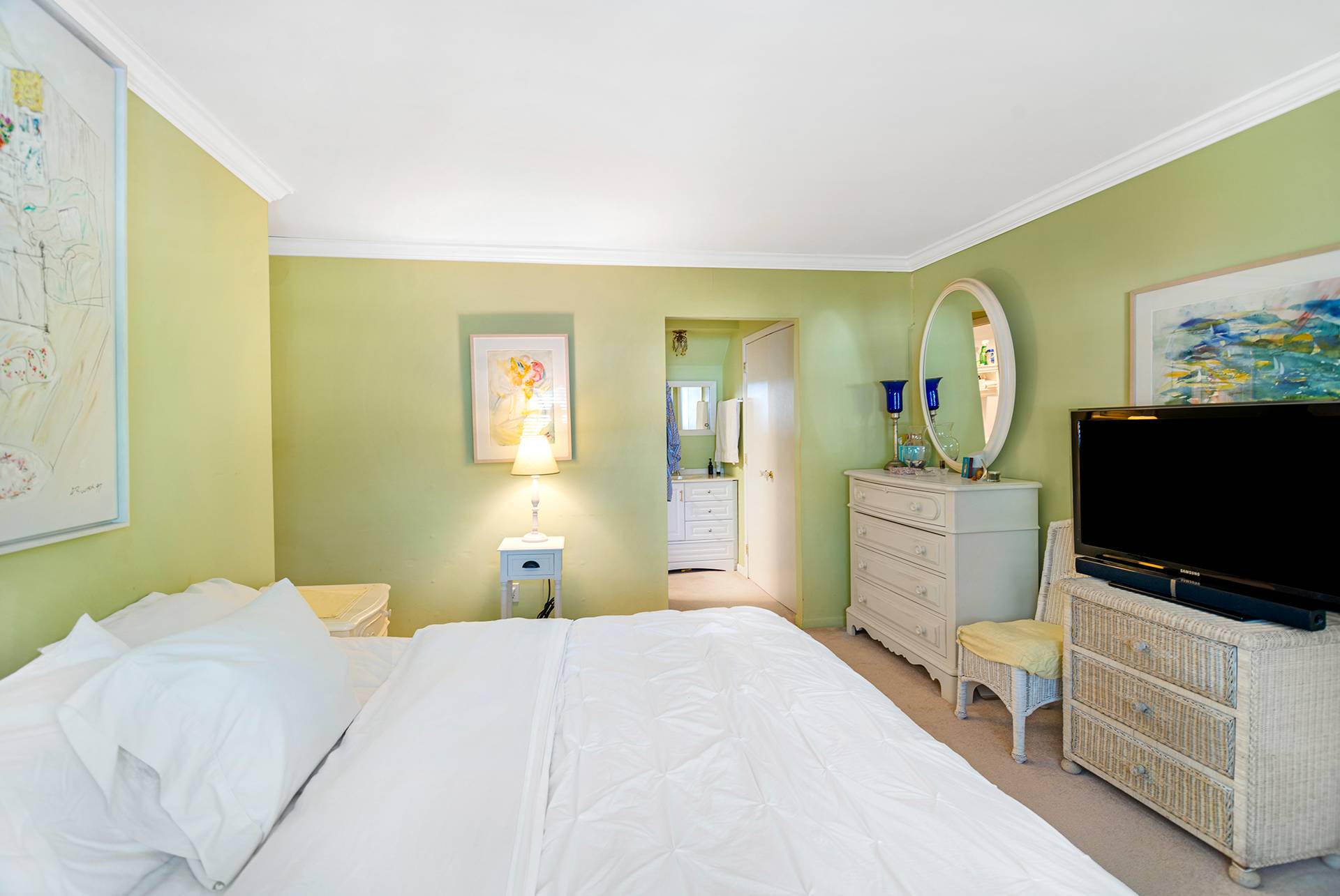 Southampton Condo with Tennis