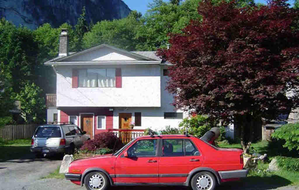 37924 Magnolia Cres