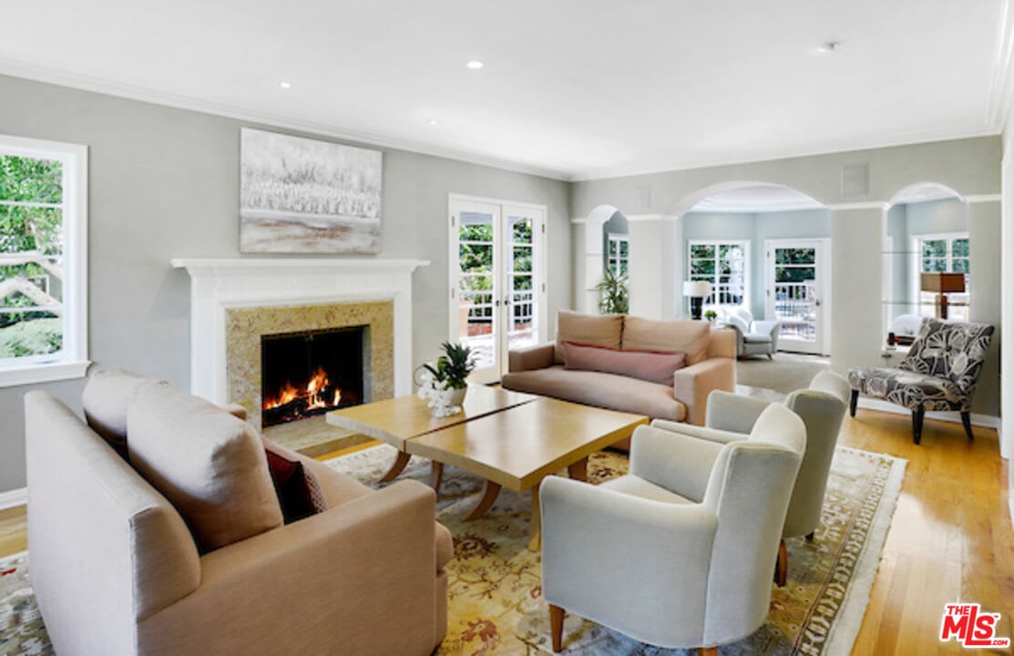 Ridge Oasis