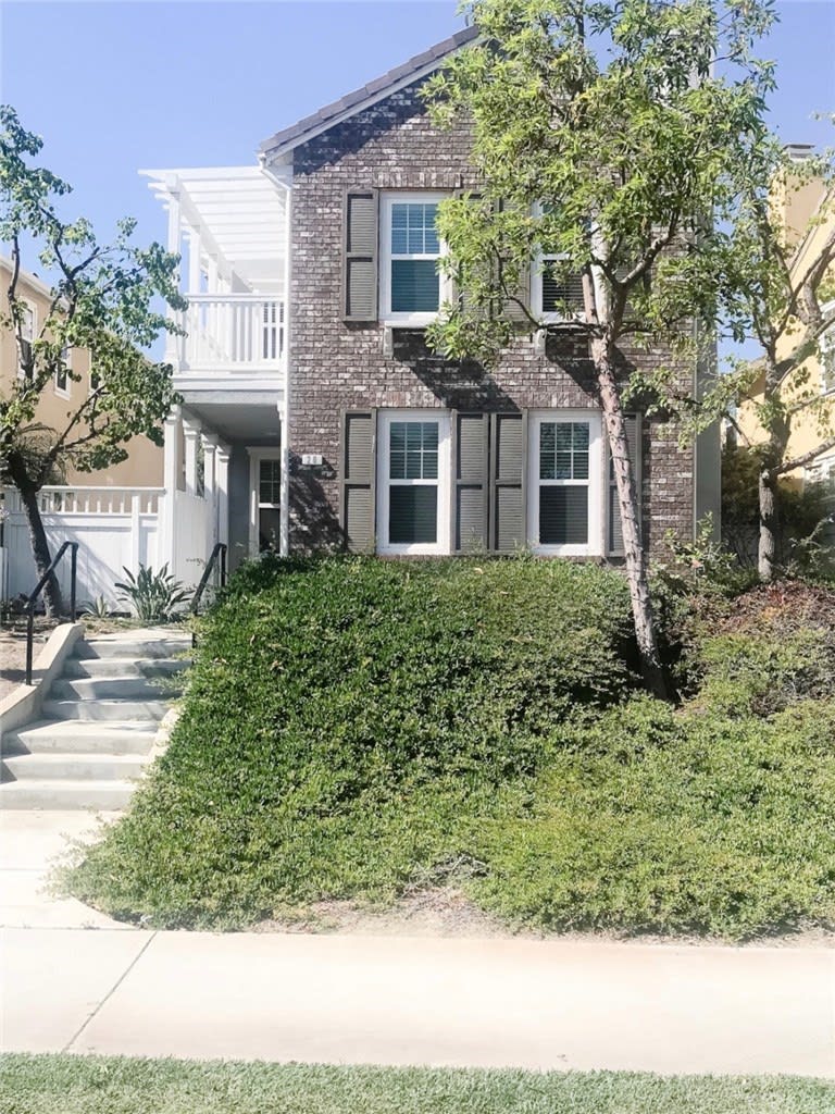 20 Conservatory Dr