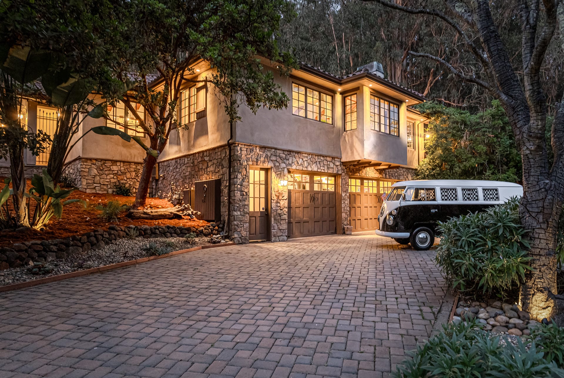 Timeless Coastal Estate 