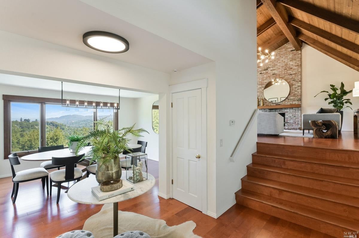 16 Manzanita Pl