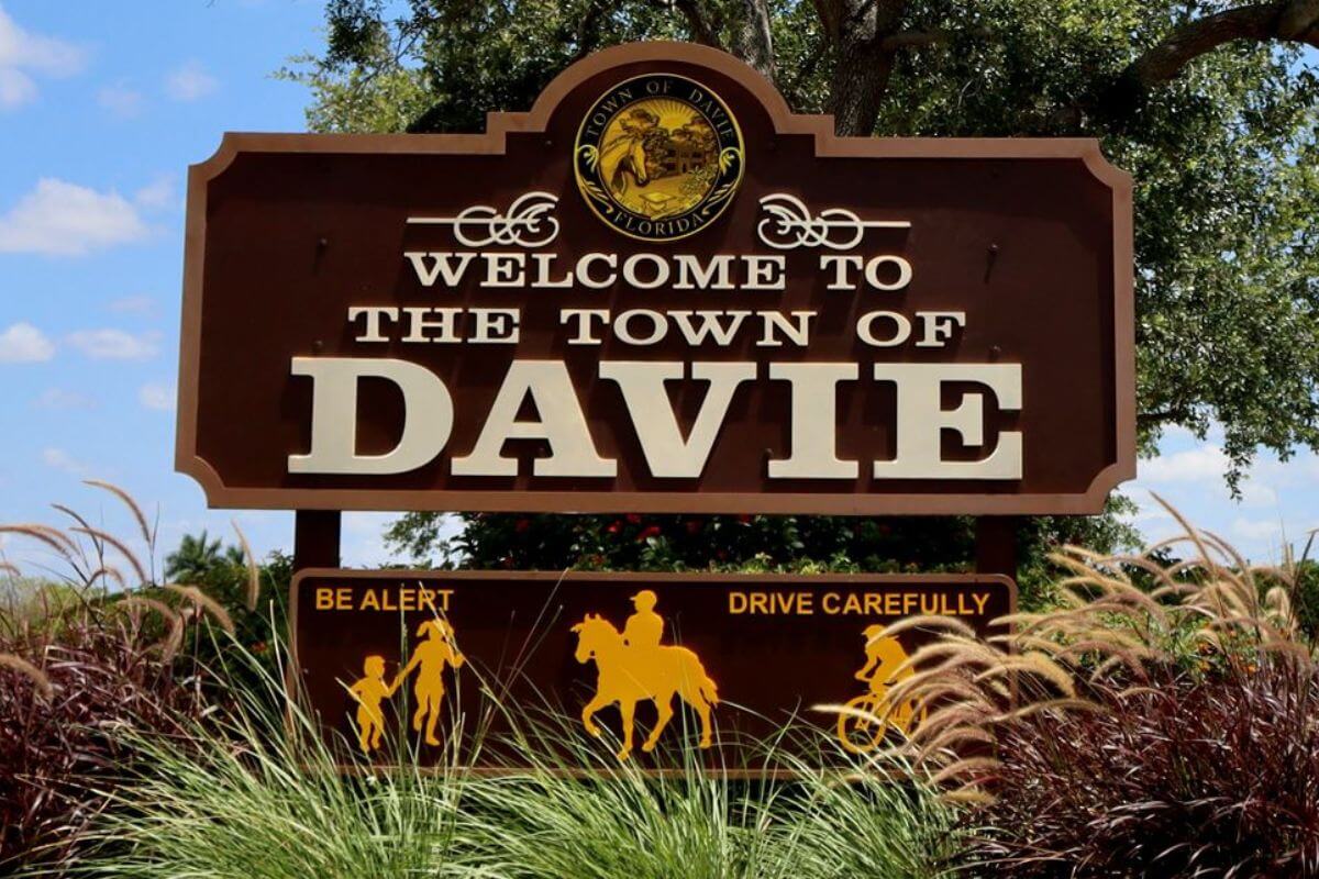 Introduction to Davie, Florida: The Heart of Broward County