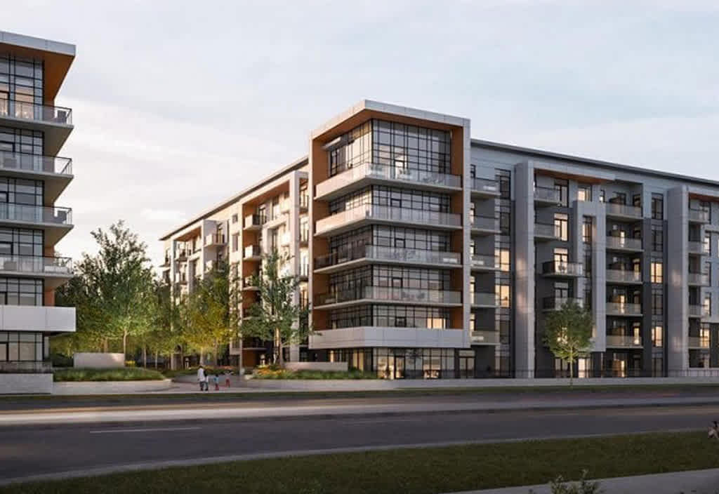 393 Dundas St W