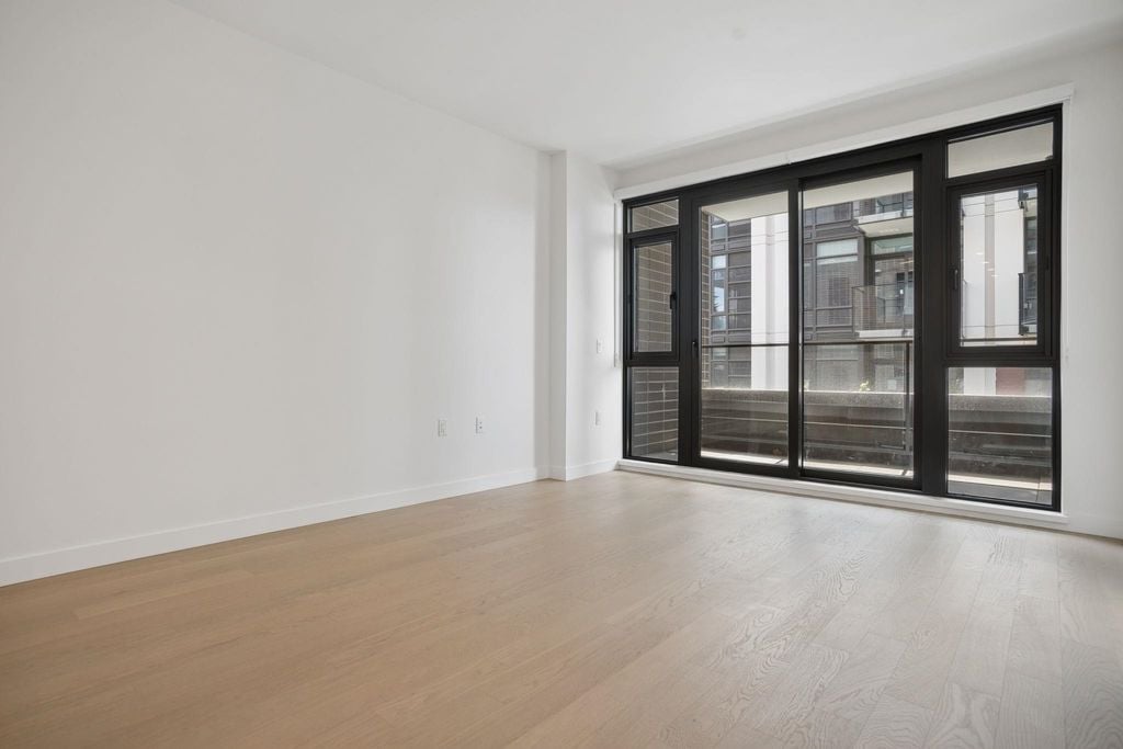 8398 Oak Street 204, Vancouver