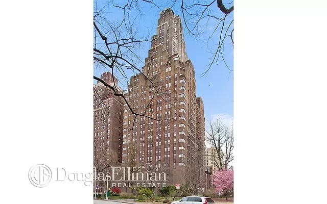 310 Riverside Drive Unit: 810