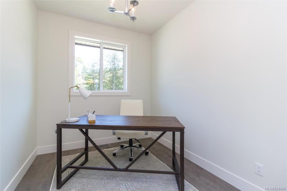 3535 Paperbark Cres