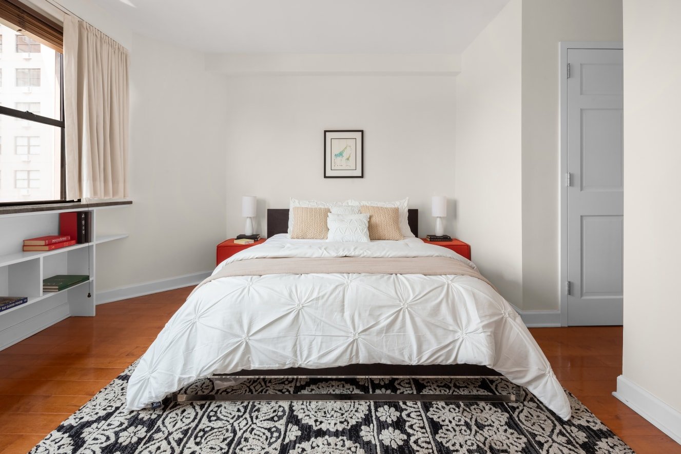 210 E 15th St, #10HJK