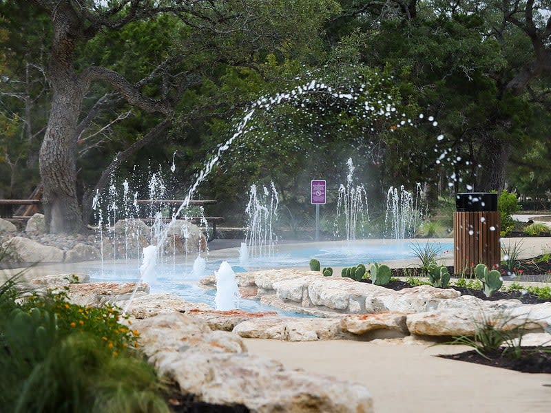Leander, TX