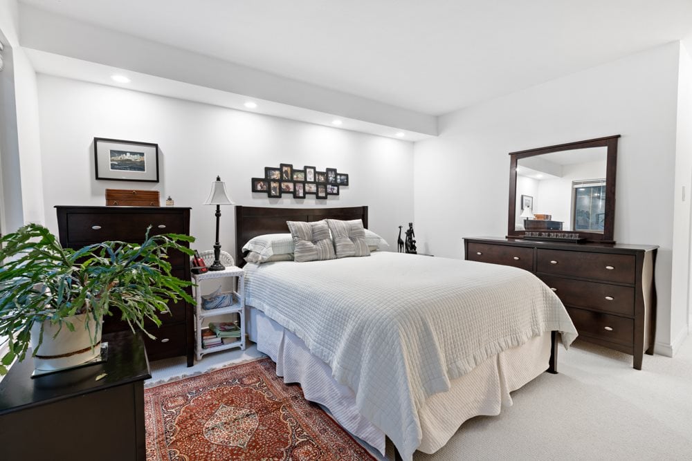 311-3658 Banff Ct