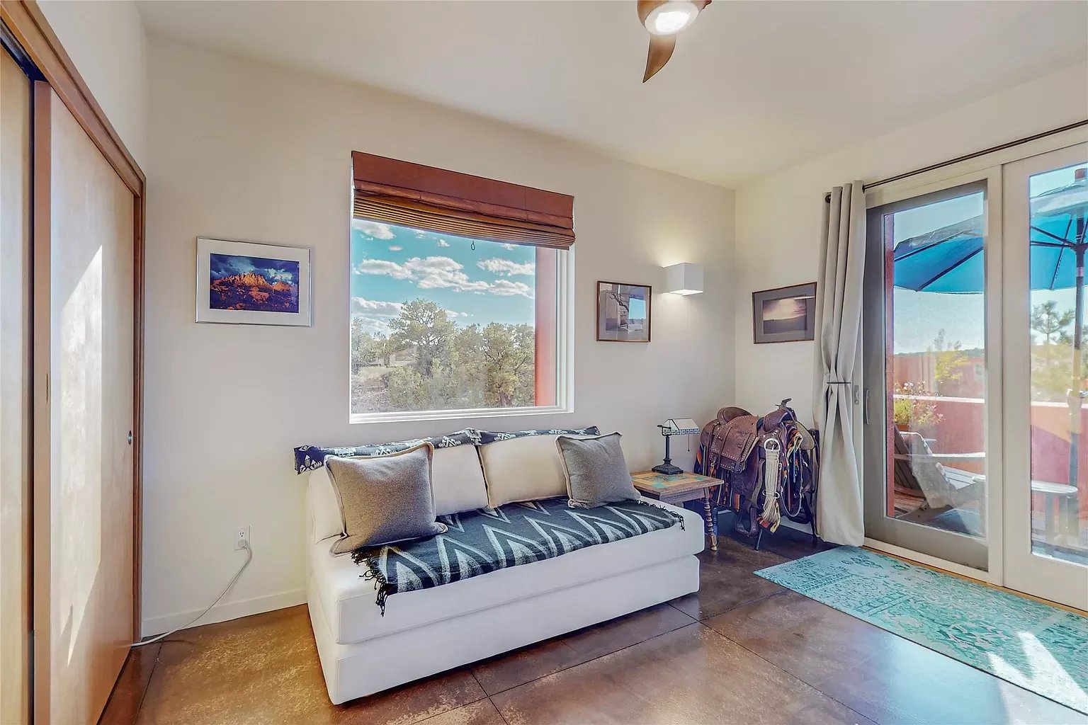 604 Avenida Villa Hermosa #201