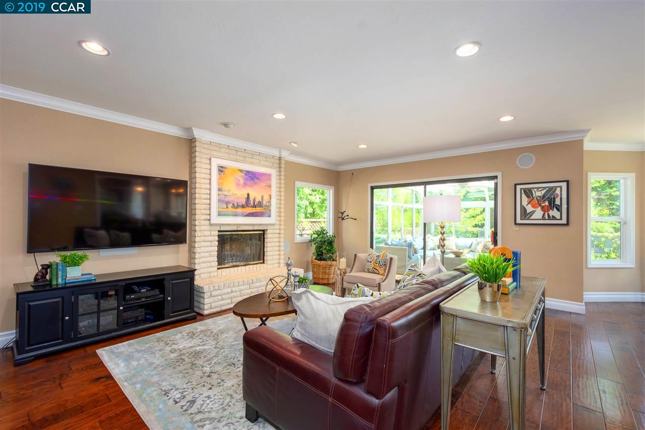 3899 Cottonwood Dr
