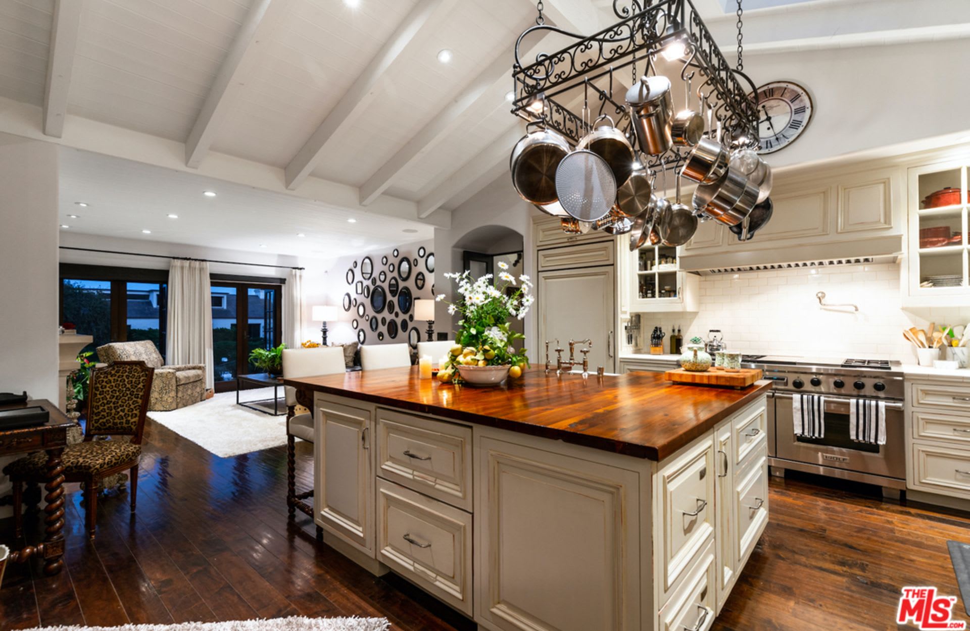 3535 Malibu Country Dr