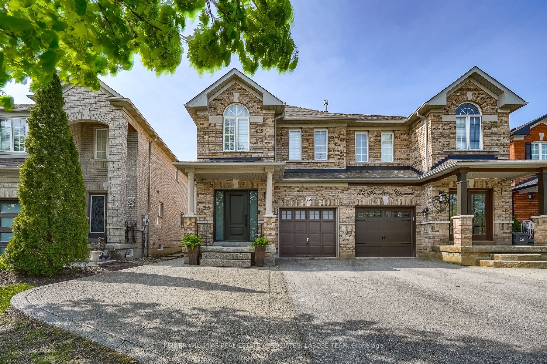 23 Ironhorse Cres