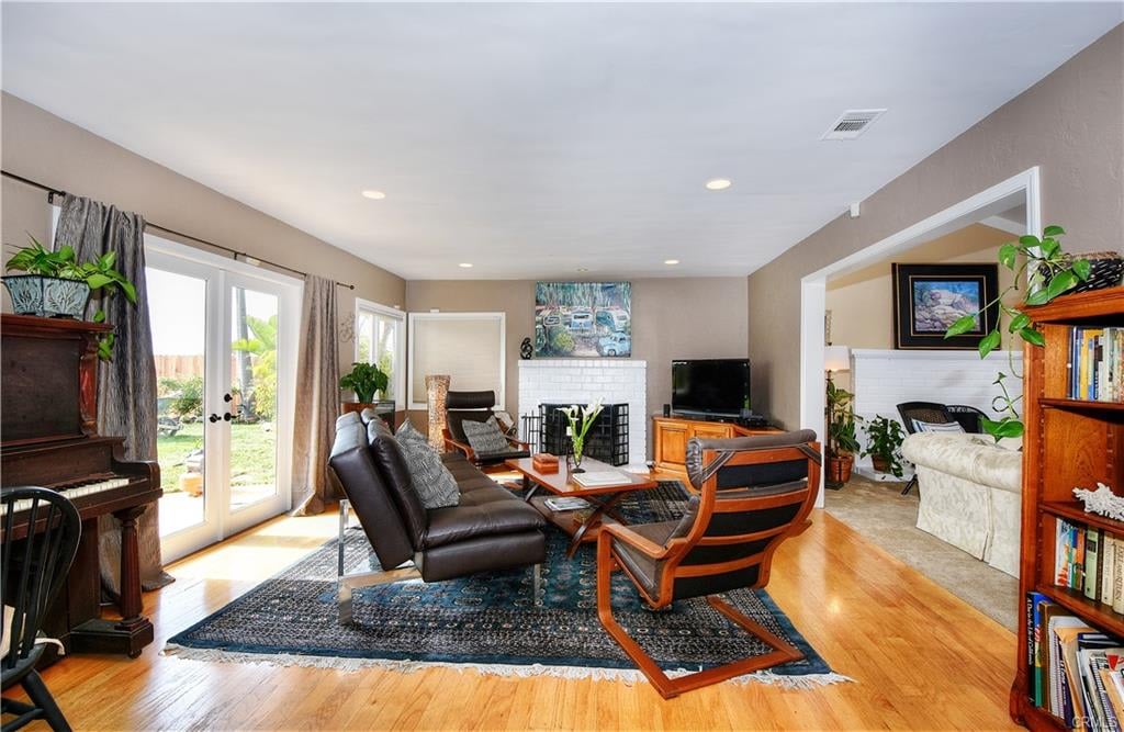3043 Mountain View Drive