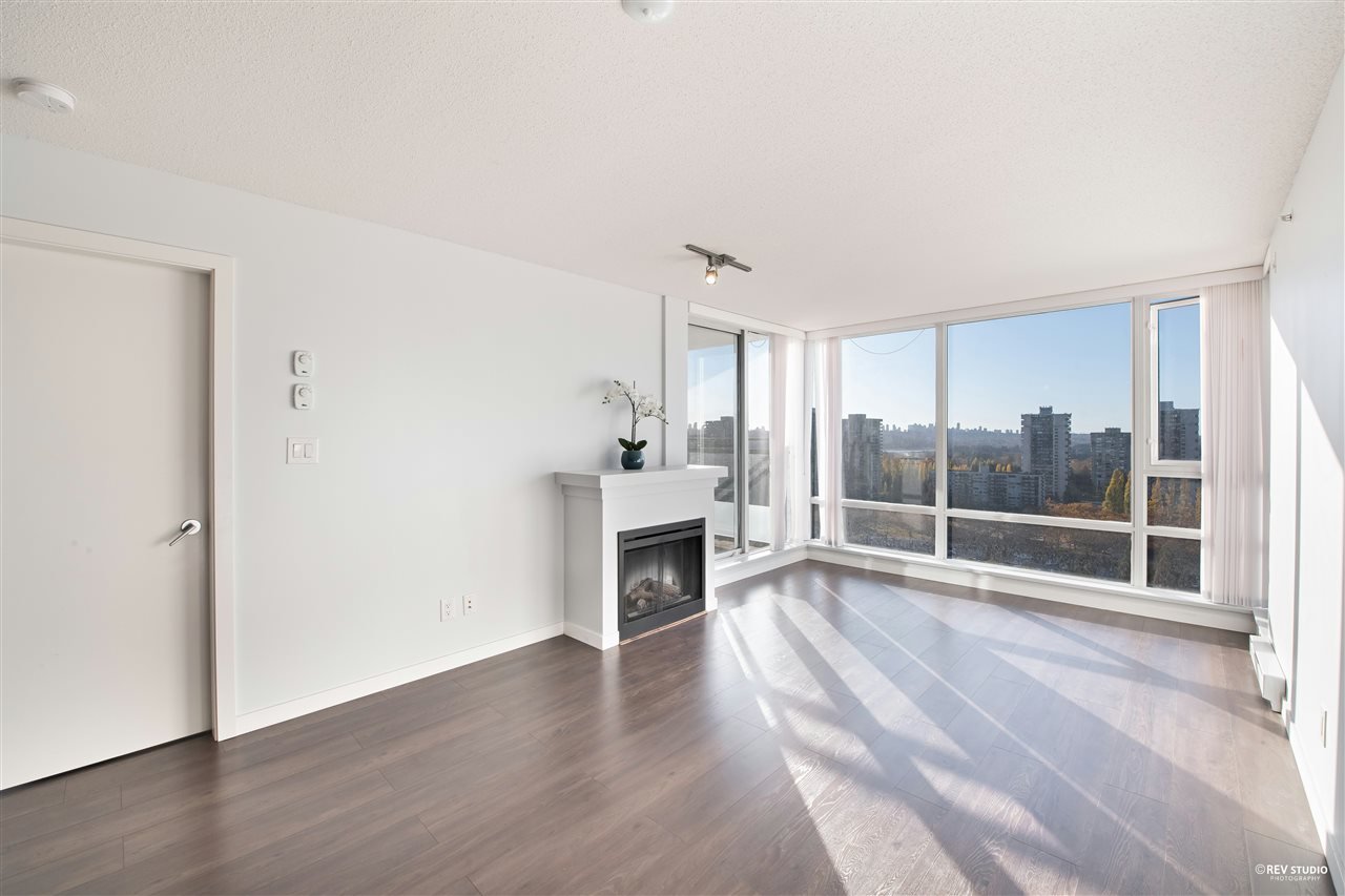 1203-9888 Cameron St