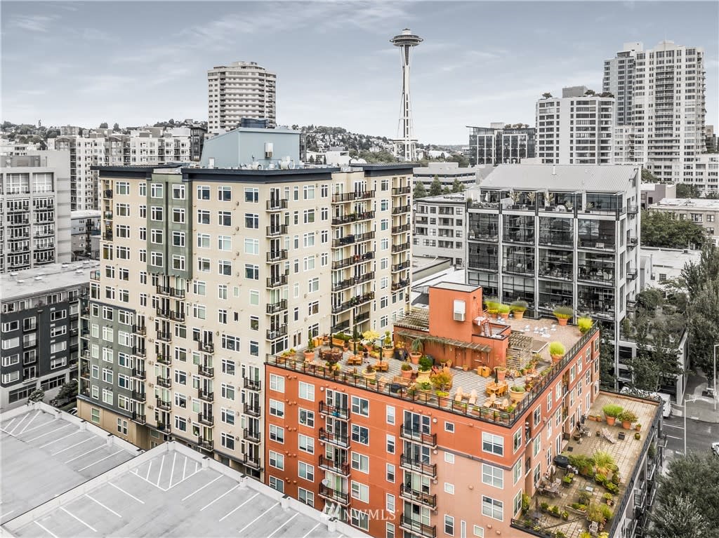 2607 Western Ave, #301