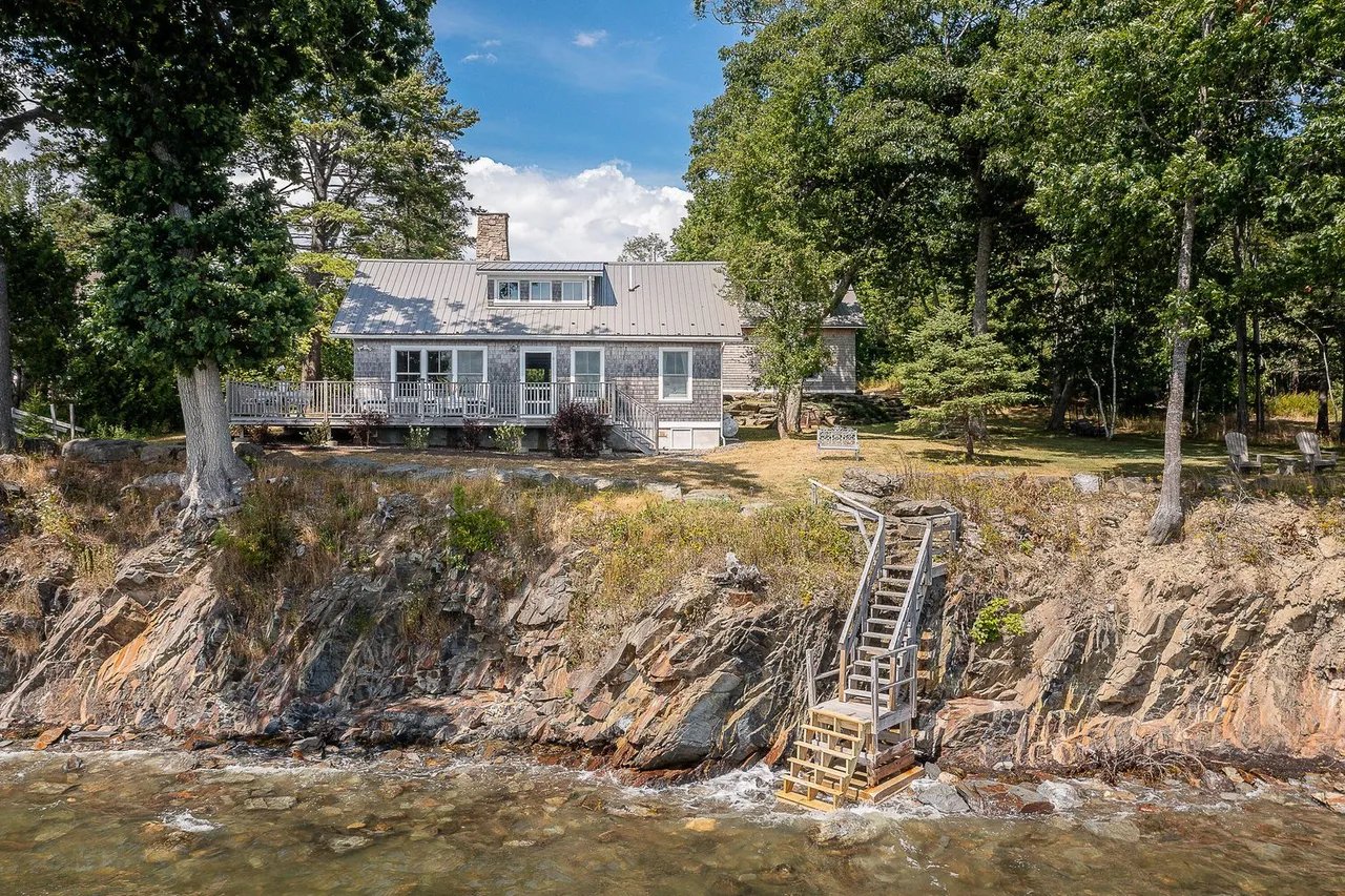 New Waterfront Listing! 20 Monument Way, Belfast, Maine – $1,495,000