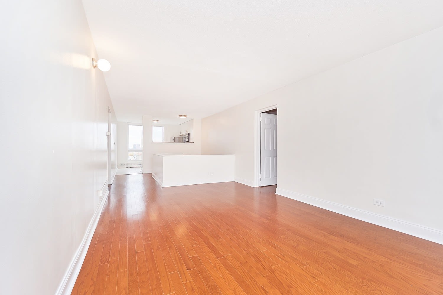 580 Main St, Unit 1318