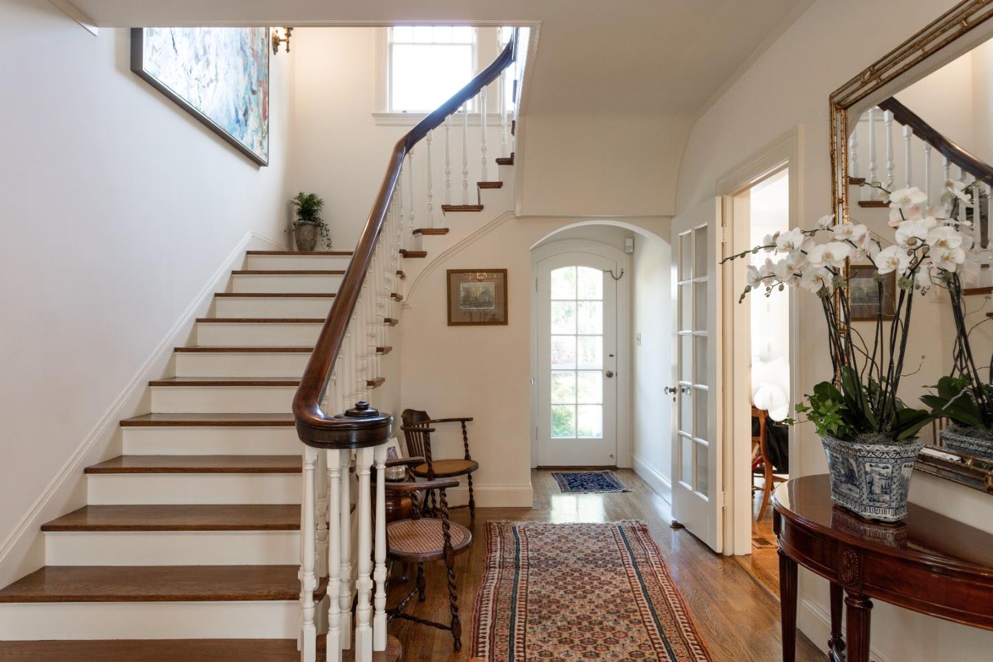 529 W. Poplar Ave. 