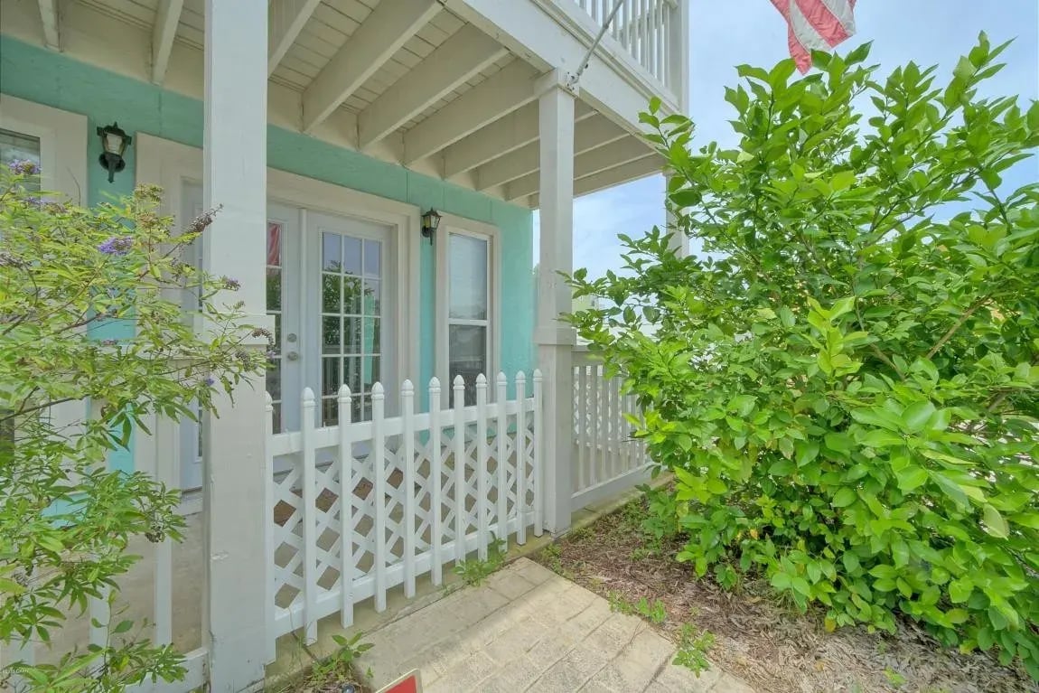 3917 OCEAN VIEW DR