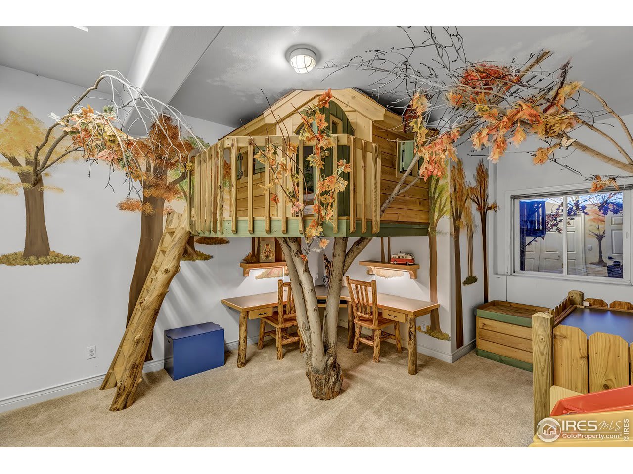 4057 Spy Glass Ln