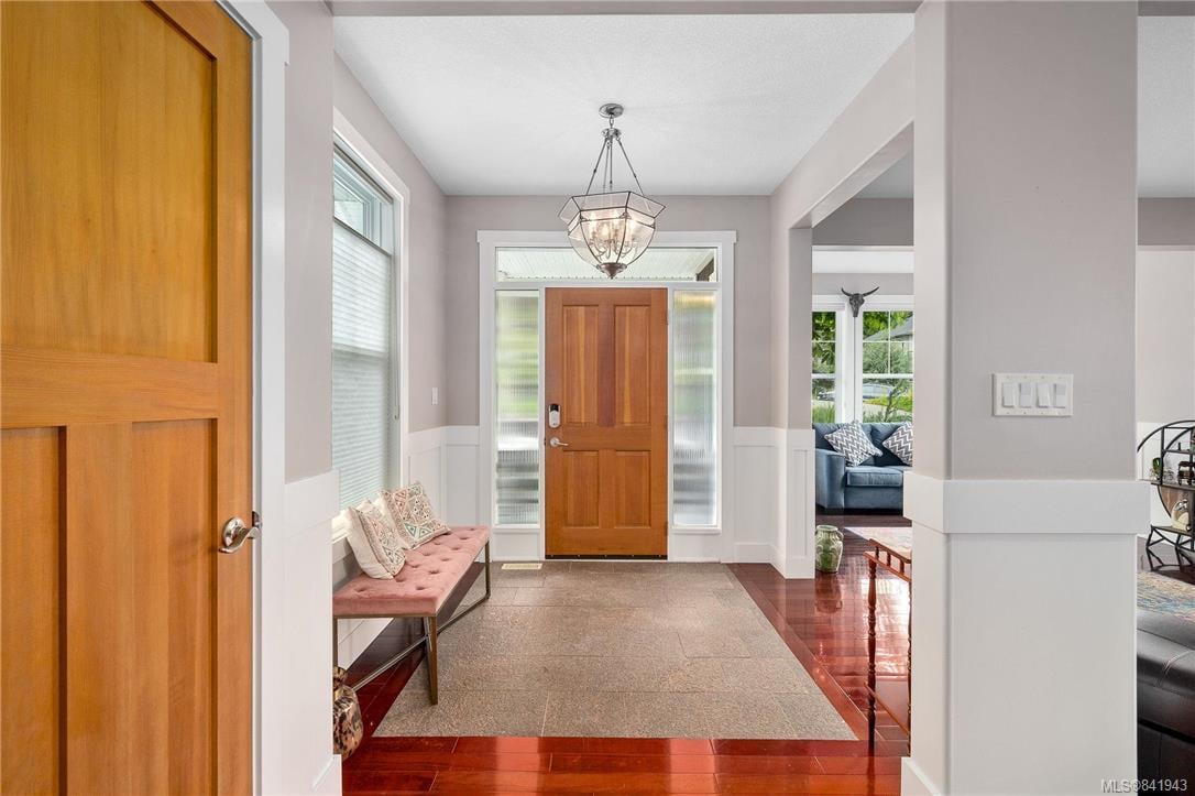 2346 Rozon Rd, Mill Bay