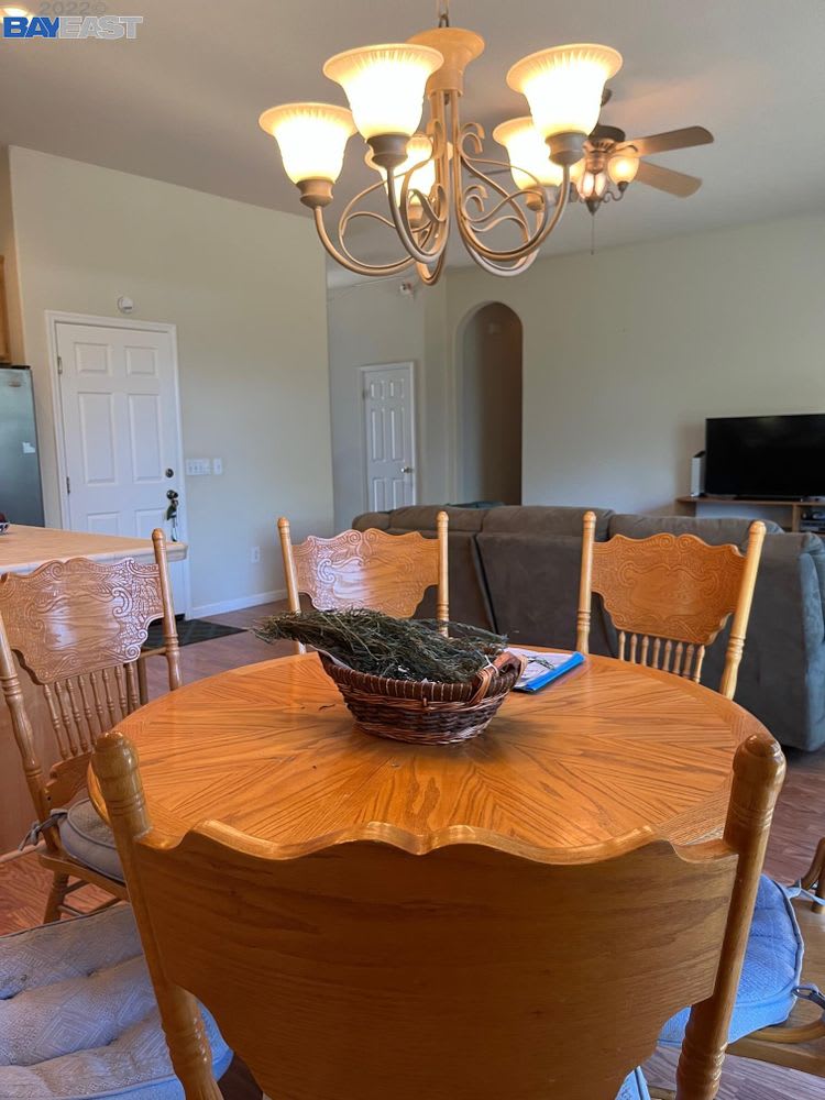 193 Torzelli Ln
