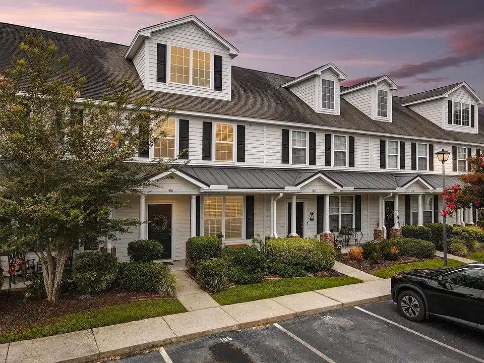 106 Hemingway Cir