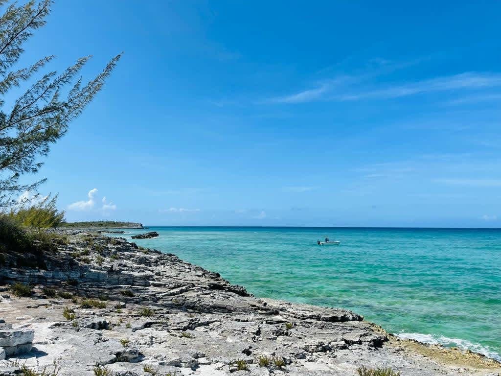 Hawks Nest Cay Cat Island