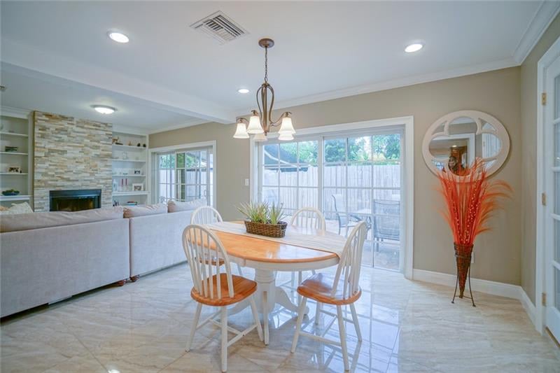 5171 NE 18th Ter