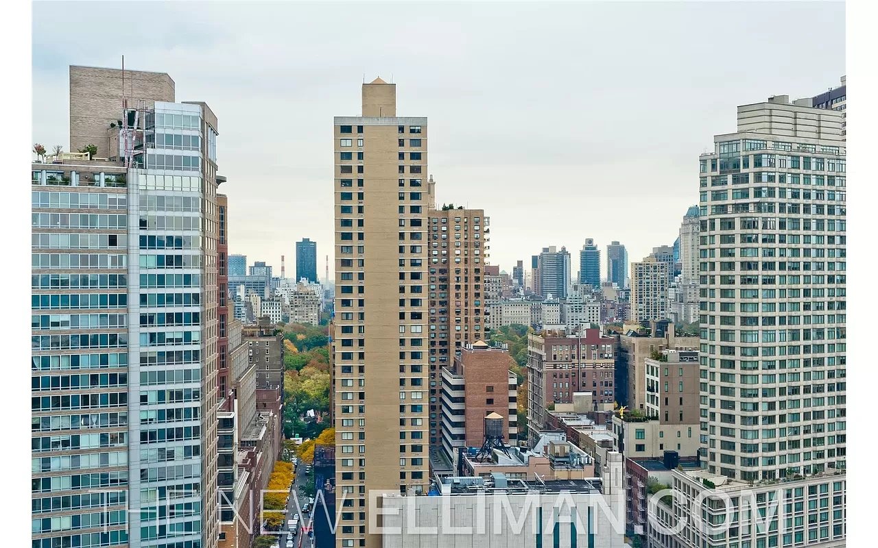 160 W 66th St, #26CD