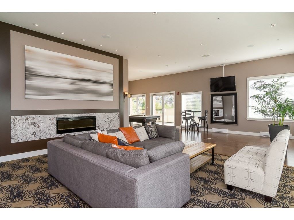 C313-20211 66 Ave