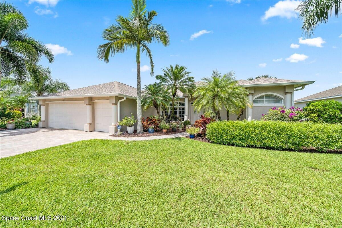 1884 Windbrook Dr SE