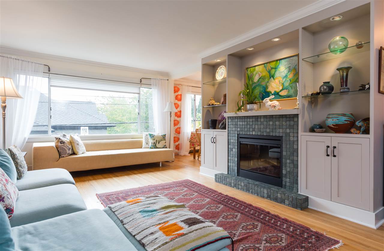 305-3530 Cambie St